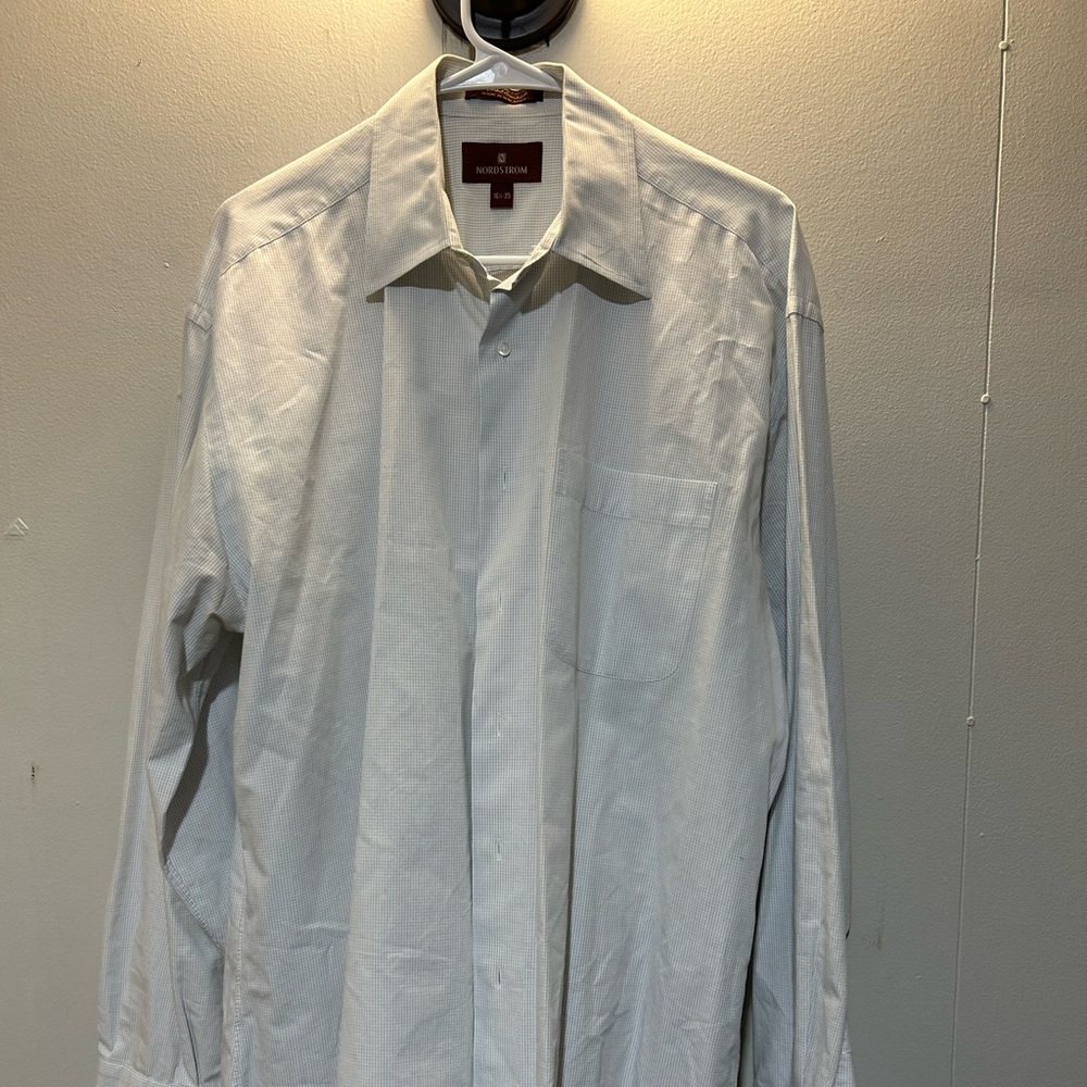Nordstrom Men’s Button Down Dress Shirt Size 16.5-35